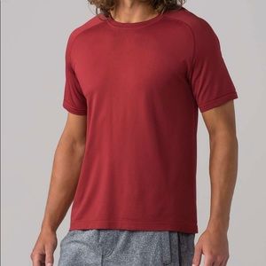 Lululemon Metal vent tech shirt